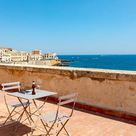 Ortigia Terrazza Su Due Mari By Ortigia Apartm... * Syracuse